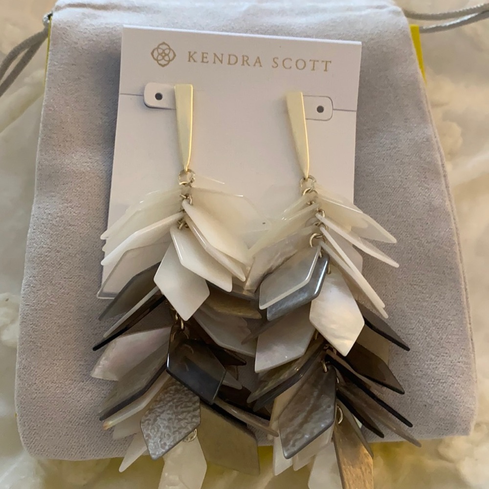 Kendra Scott Jennifer Gold Statement Earrings - Gold White mix